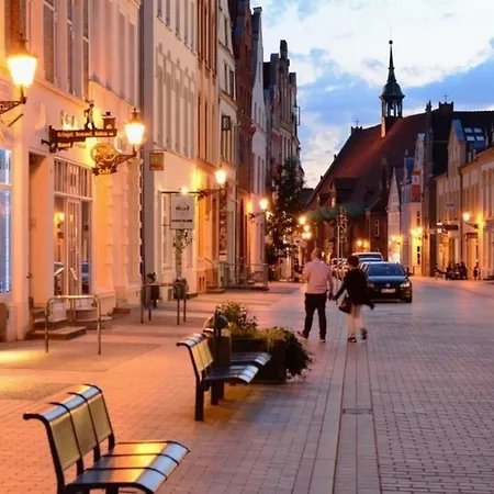 Lotsenlounge Im Lotsenhus - Abc238 *